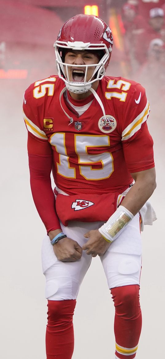 patrick mahomes, american football player, american football, athlete, uniform, helmet, screaming, stadium, red, smoke