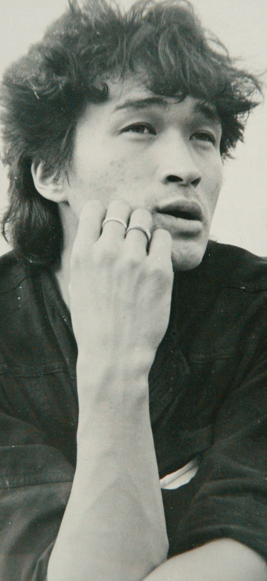 viktor tsoi, artist, musician, legend, portrait, black and white