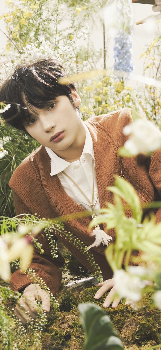 hyuninkai, korean, american, k-pop, singer, flowers, plants