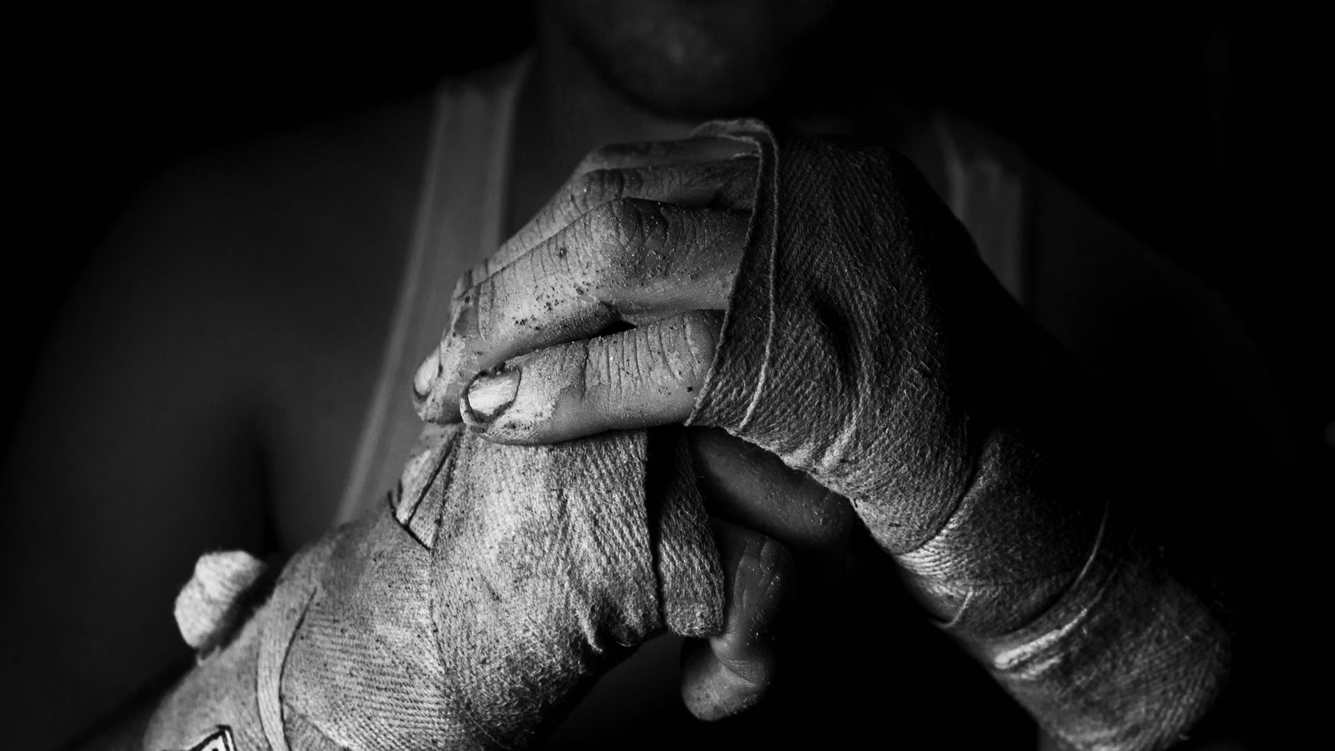 hand, fighter, bandages, bw