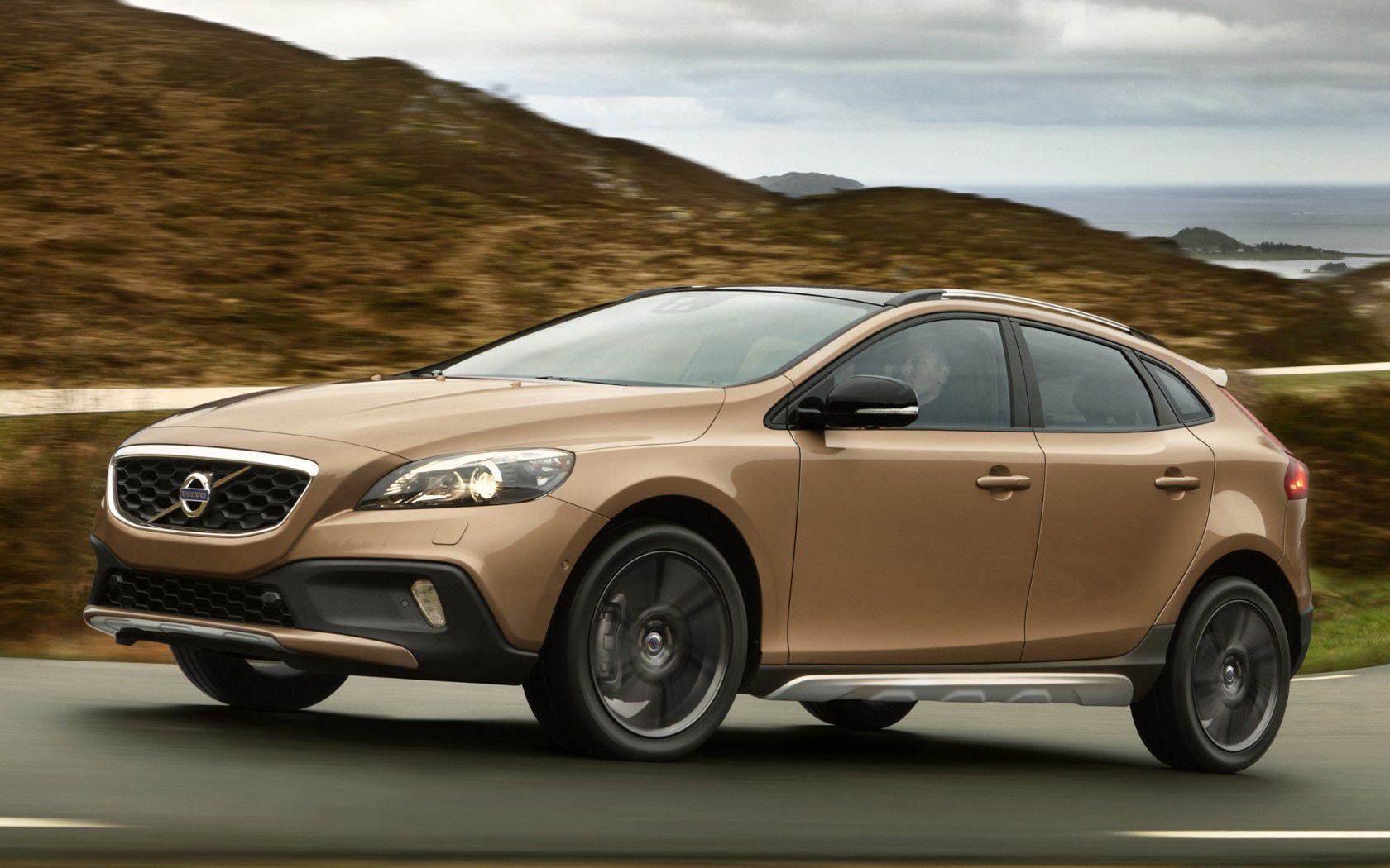 volvo, v40, cross country, brown