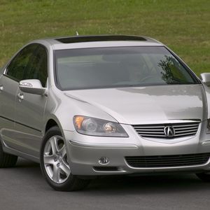 Preview wallpaper acura, rl, silver metallic, front view, auto, grass