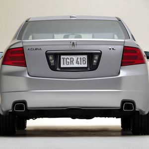 Preview wallpaper acura, tl, 2004, white metallic, rear view, style, cars