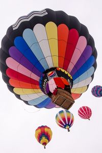 Preview wallpaper air balloon, flight, sky, colorful