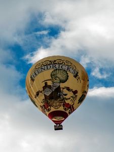 Preview wallpaper air balloon, flying, sky, clouds