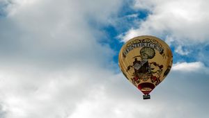 Preview wallpaper air balloon, flying, sky, clouds