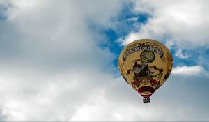 Preview wallpaper air balloon, flying, sky, clouds