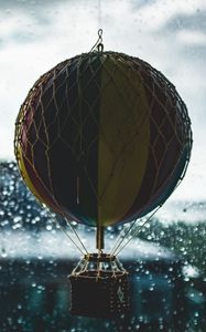 Preview wallpaper air balloon, glass, toy, mesh, drops