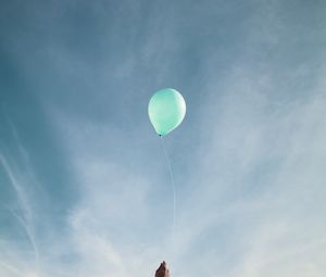 Preview wallpaper air balloon, hand, roof, sky, clouds