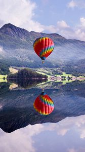 Preview wallpaper air balloon, mountain, lake, reflection