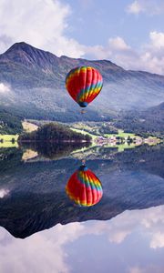 Preview wallpaper air balloon, mountain, lake, reflection