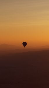Preview wallpaper air balloon, mountains, sunset, dusk, fog