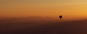 Preview wallpaper air balloon, mountains, sunset, dusk, fog