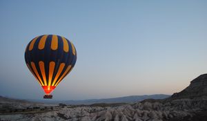 Preview wallpaper air balloon, night, hill