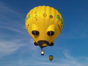 Preview wallpaper air balloon, sky, bright, flight