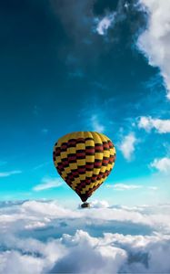 Preview wallpaper air balloon, sky, clouds, flight, height, motley