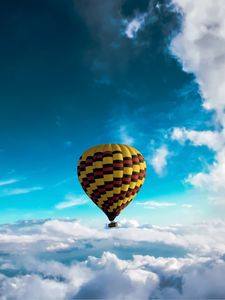 Preview wallpaper air balloon, sky, clouds, flight, height, motley