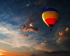 Preview wallpaper air balloon, sky, clouds, flight