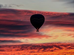 Preview wallpaper air balloon, sky, flight, sunset, clouds