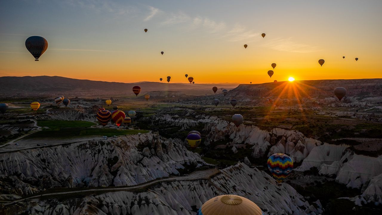 Wallpaper air balloons, mountains, sunrise, aerial view, landscape