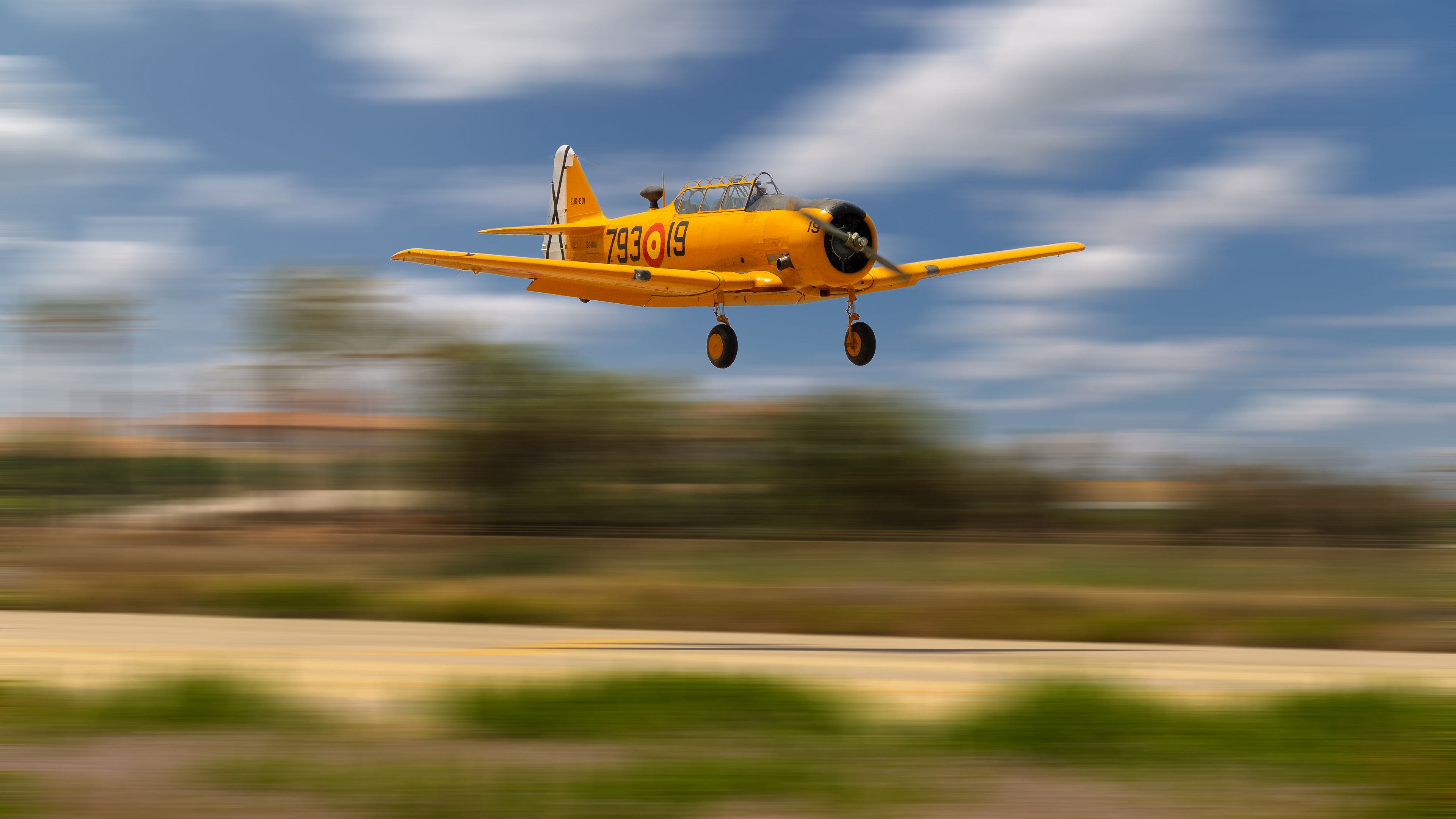 Download wallpaper 3840x2160 aircraft, old, yellow, flight, blur 4k uhd