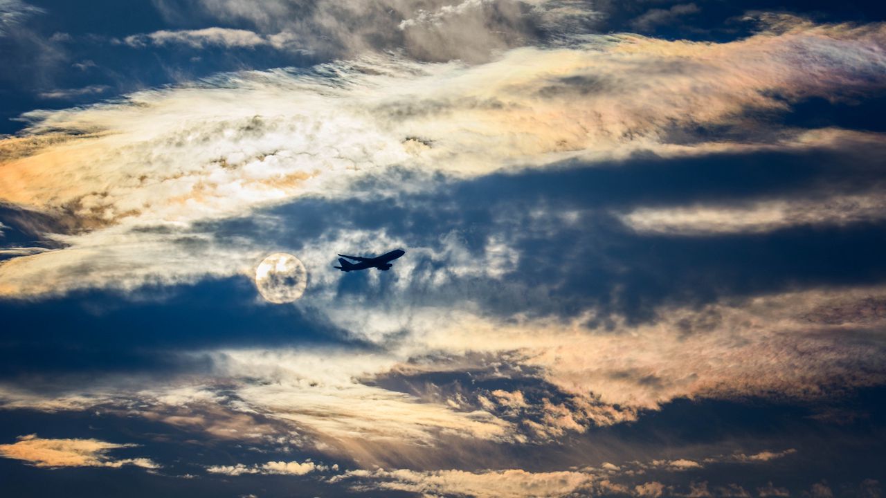 Wallpaper airplane, clouds, flight, sky, outlines