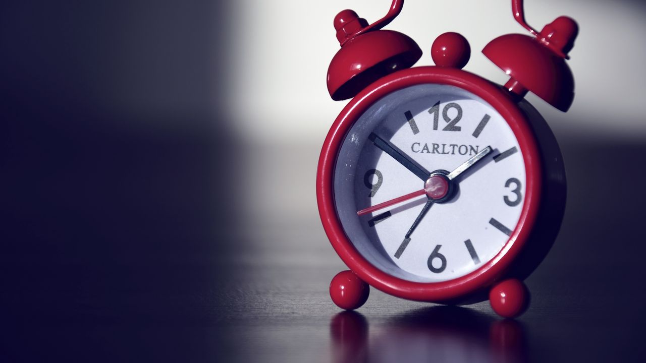 Wallpaper alarm clock, carlton, clock face