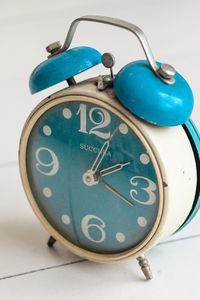 Preview wallpaper alarm clock, watch, vintage