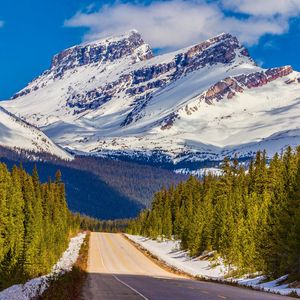 Preview wallpaper alberta, canada, banff national park, mountain, road, distance, snow