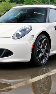 Preview wallpaper alfa romeo 4c, white, side view