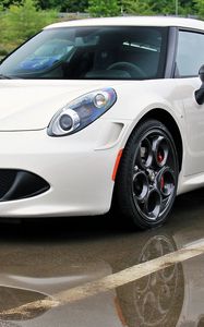 Preview wallpaper alfa romeo 4c, white, side view