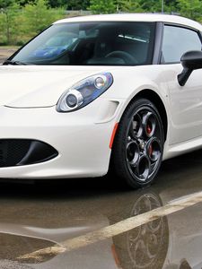 Preview wallpaper alfa romeo 4c, white, side view