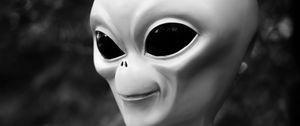 Preview wallpaper alien, eyes, black and white