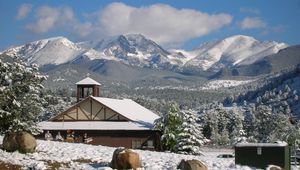 Preview wallpaper alpes, house, snow, winter, mountains