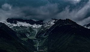 Preview wallpaper alps, italy, mountains, fog