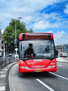 Preview wallpaper amsterdam, bus, city