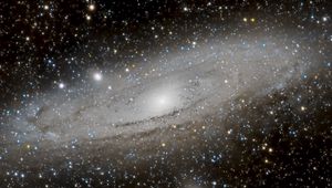 Preview wallpaper andromeda galaxy, galaxy, glow, stars, space
