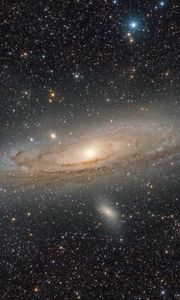 Preview wallpaper andromeda galaxy, stars, glow, space