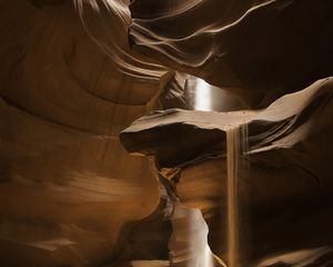 Preview wallpaper antelope canyon, canyon, cave, sand, light