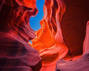 Preview wallpaper antelope canyon, canyon, relief, light