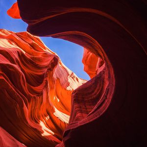 Preview wallpaper antelope canyon, canyon, shadows, relief