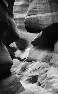 Preview wallpaper antelope canyon, cave, rocks, black and white