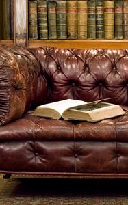 Preview wallpaper antiques, library, bed, book, books, old, style