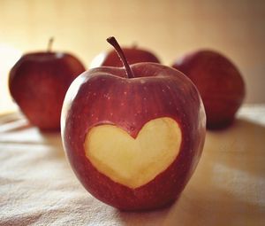Preview wallpaper apple, food, heart, shape