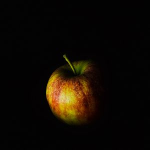 Preview wallpaper apple, fruit, darkness, macro