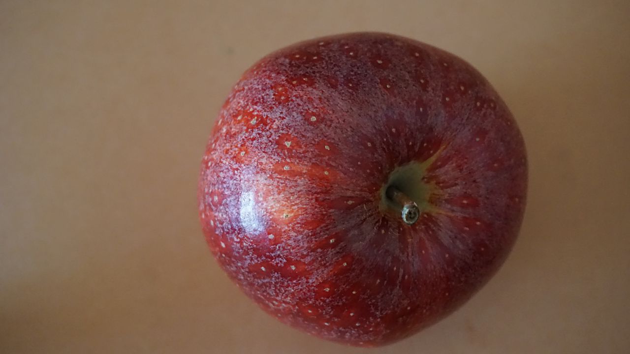 Wallpaper apple, fruit, drop, close-up