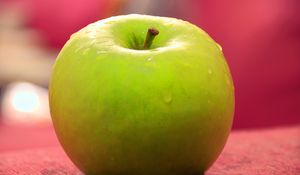 Preview wallpaper apple, fruit, drops, macro, green