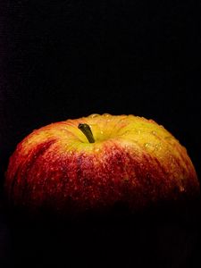 Preview wallpaper apple, fruit, fresh, drops, macro