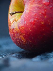 Preview wallpaper apple, fruit, macro