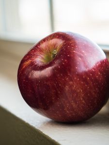 Preview wallpaper apple, fruit, macro, red